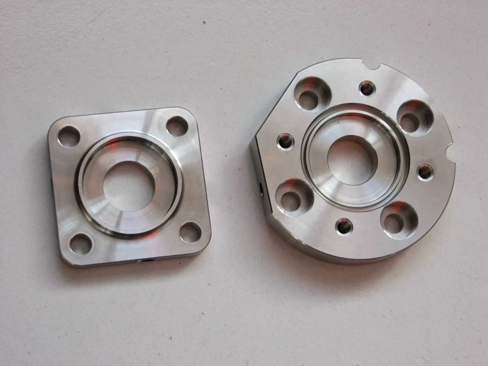 汽车/摩托车配件